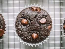 muffins-de-brownie-de-frijoles-negros-sin-harina